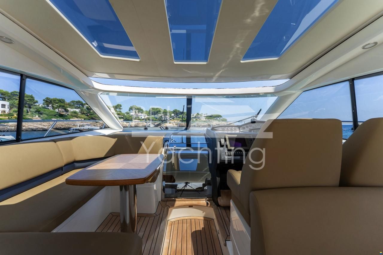 Princess V53