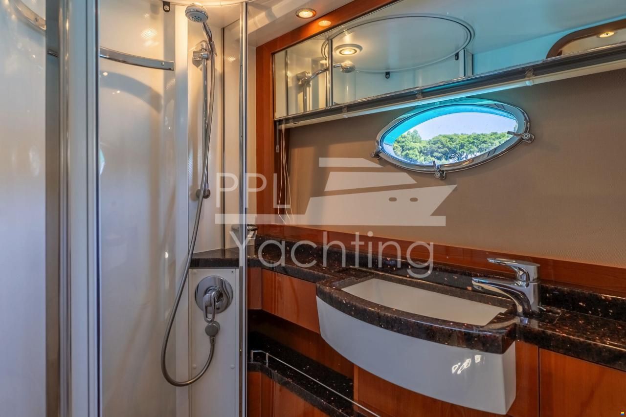 Princess V53