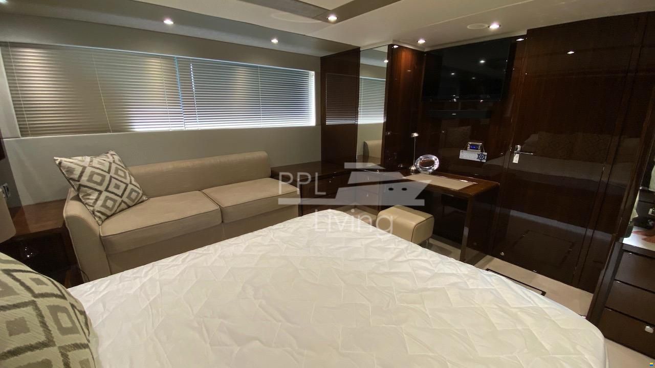 Fairline Squadron 65