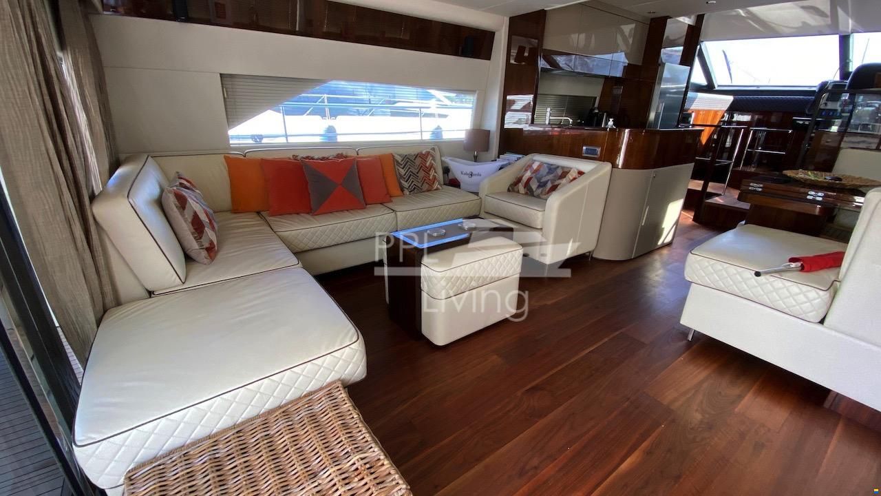 Fairline Squadron 65