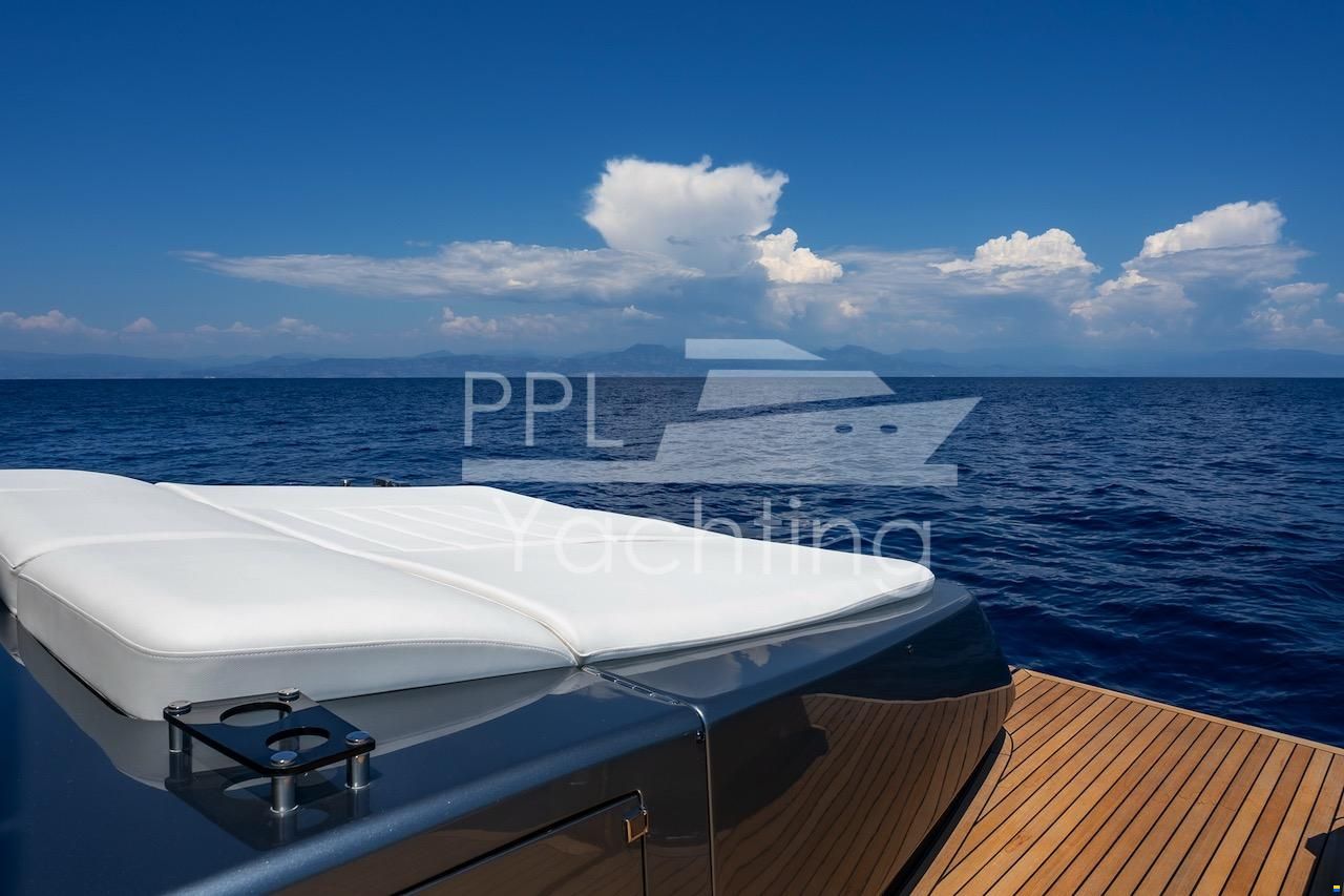 Riva Diva 82