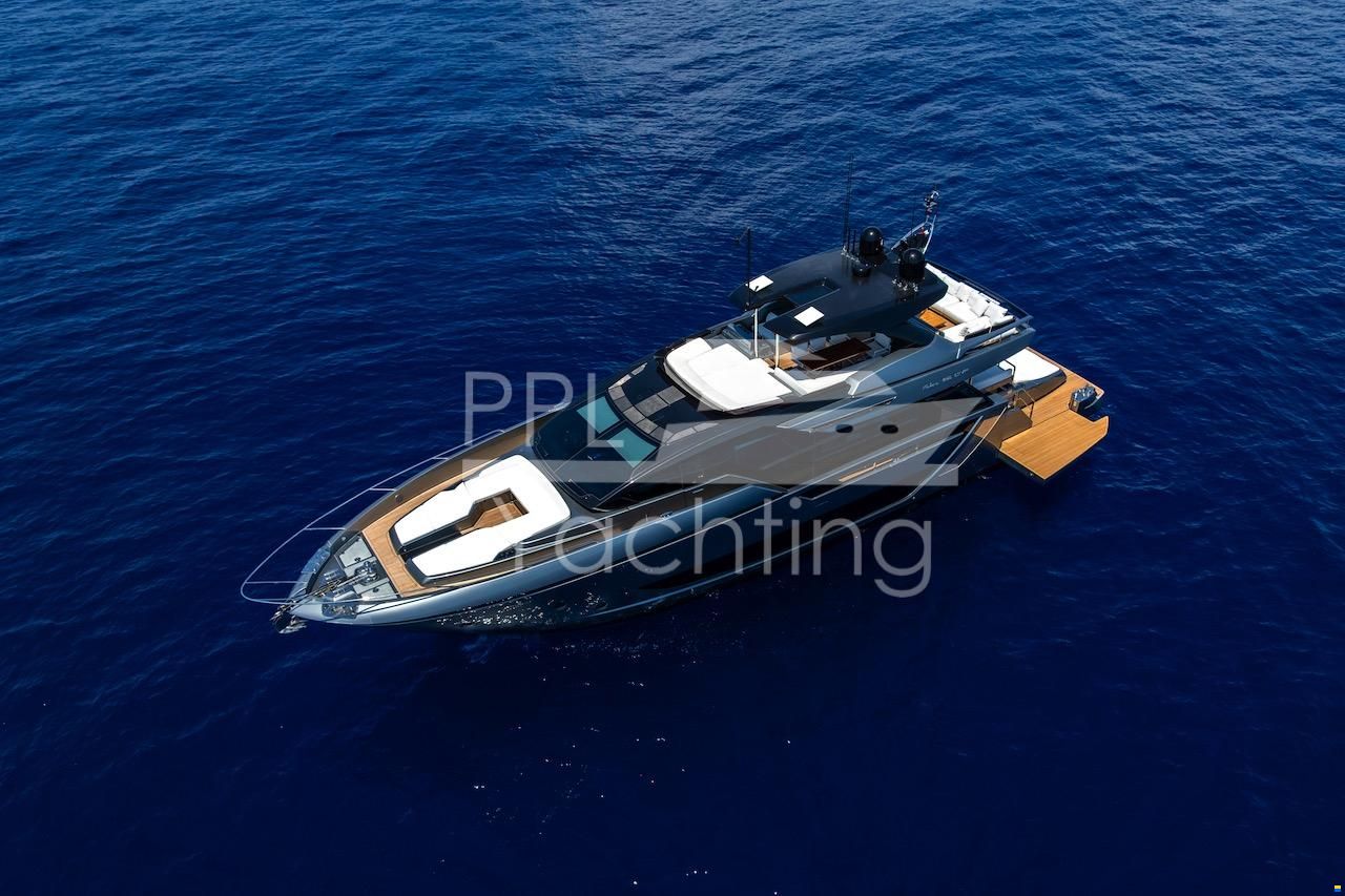 Riva Diva 82