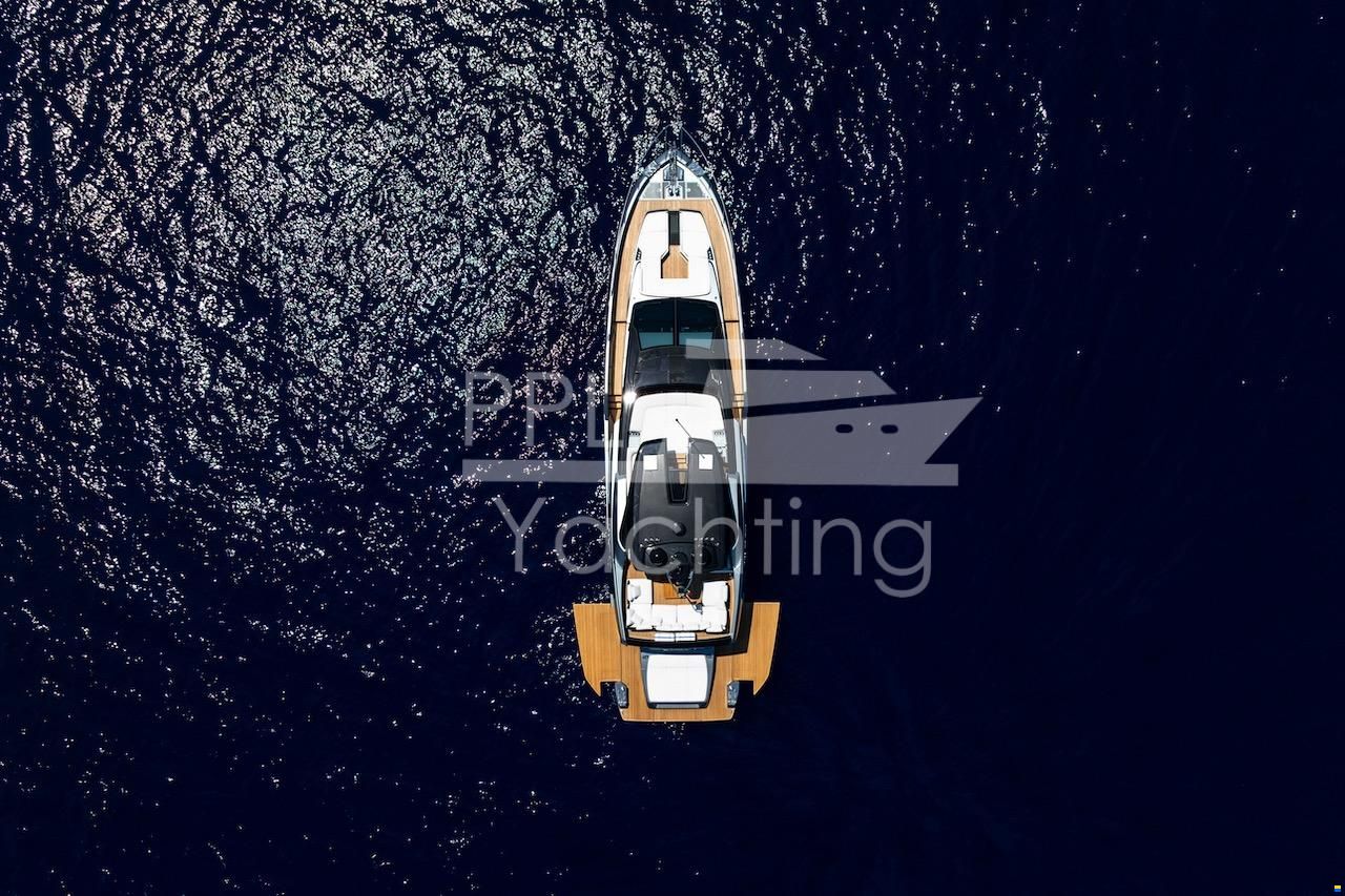 Riva Diva 82