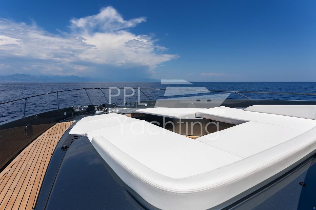 Riva Diva 82
