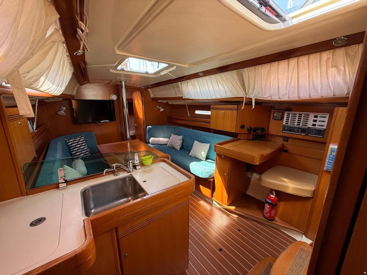 Dufour 34 Performance