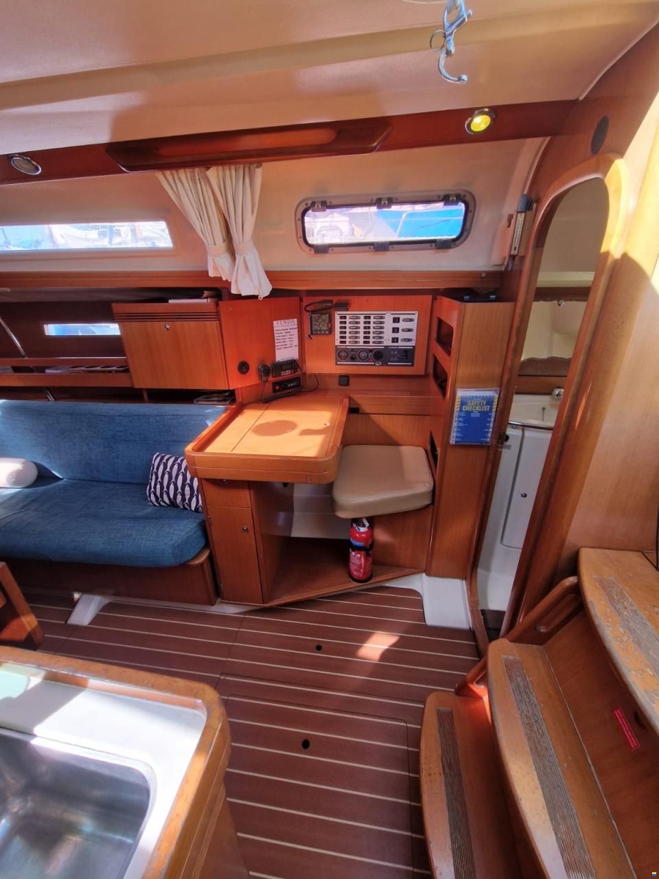 Dufour 34 Performance