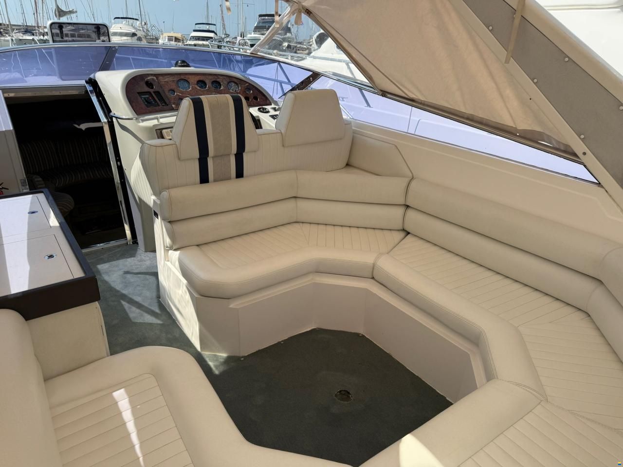 Sunseeker Tuntherhawk 43
