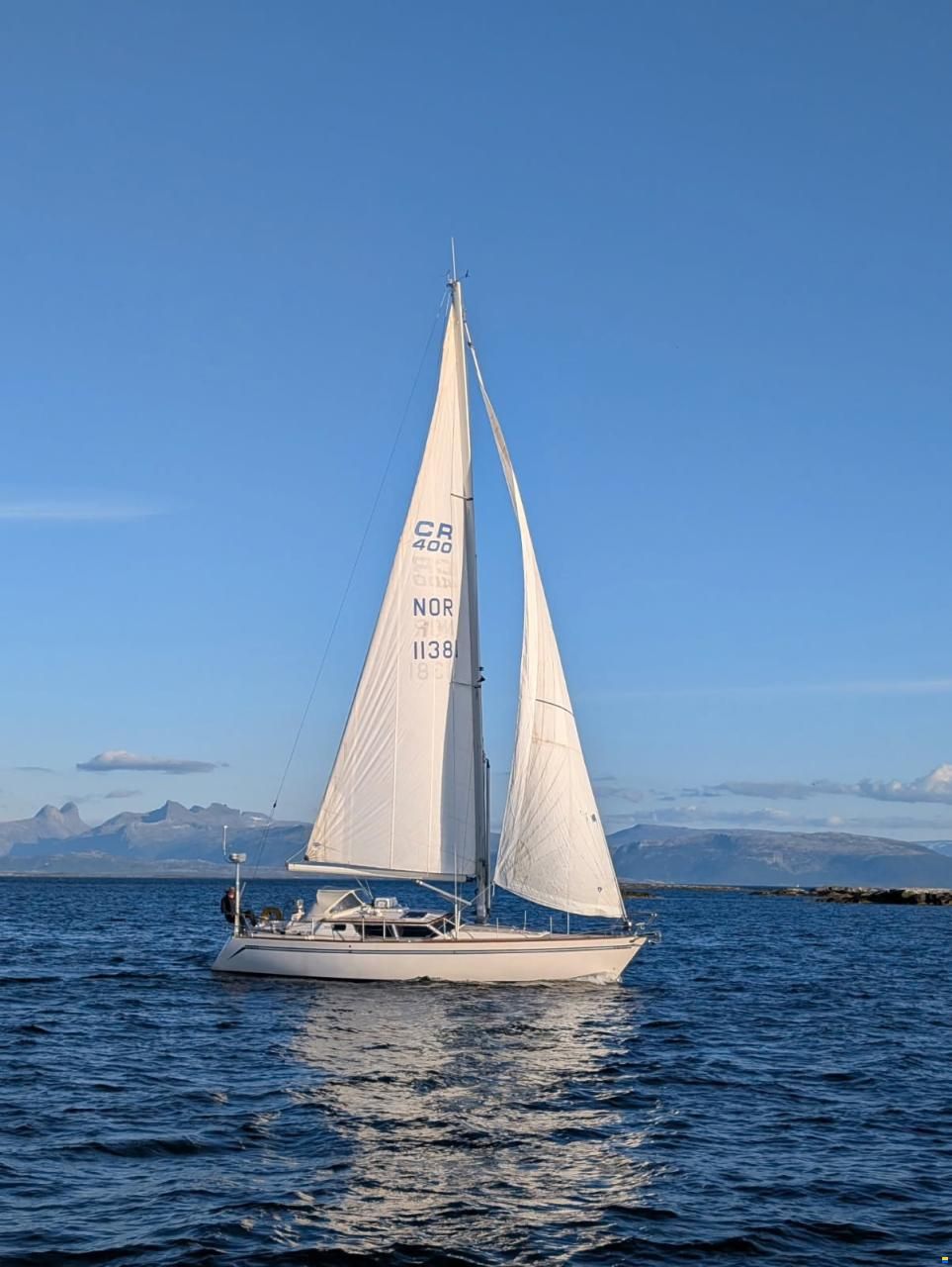 CR Yachts CR400DS