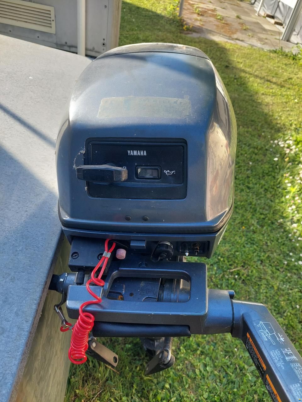 Yamaha F8BM