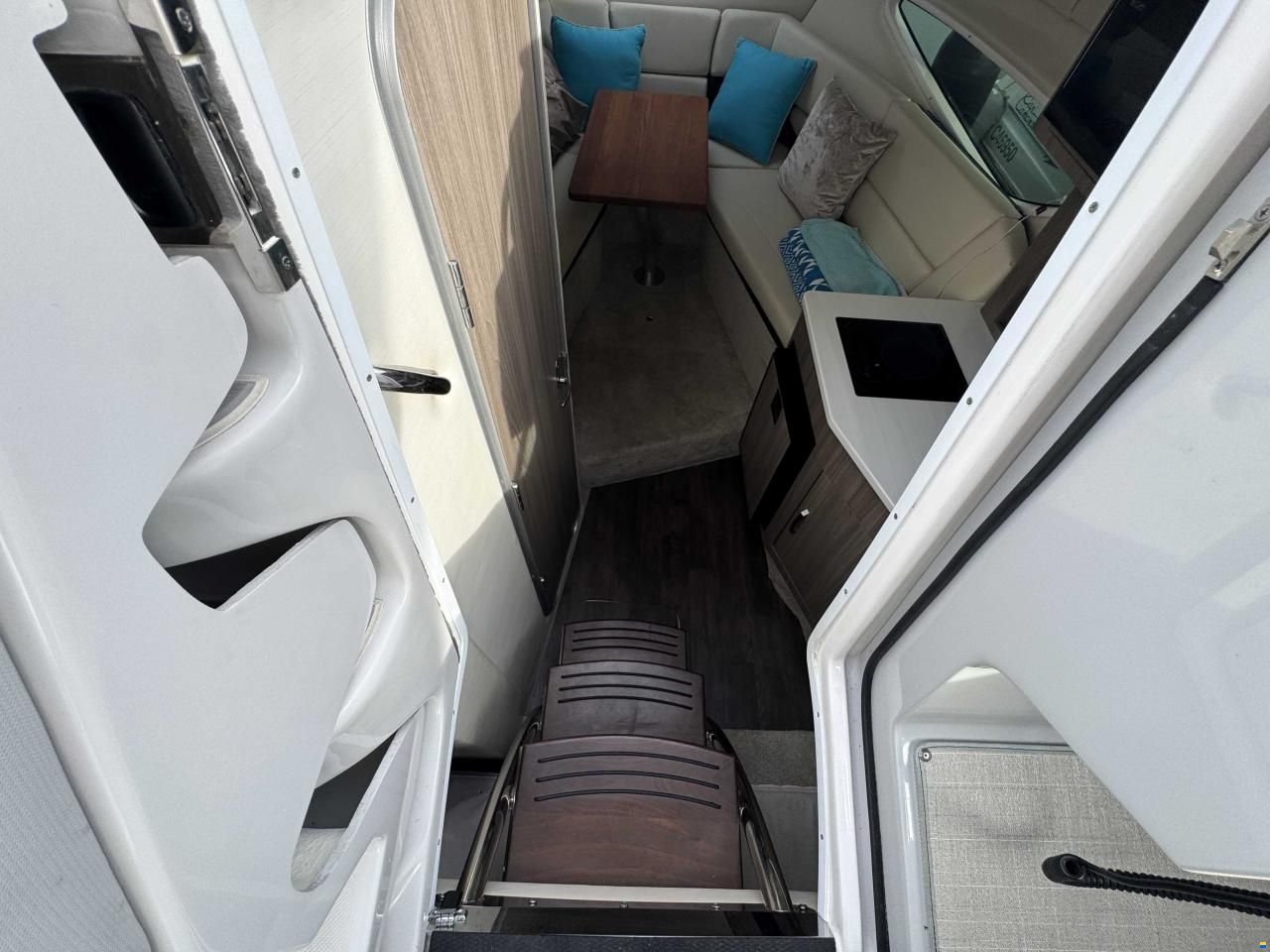 Regal 26 Express