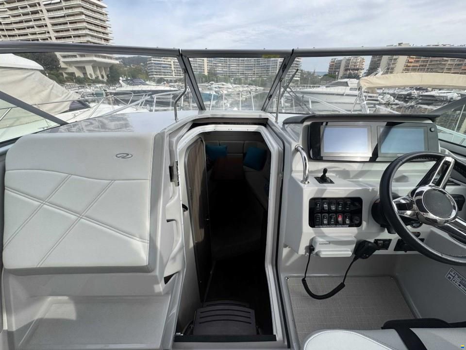 Regal 26 Express