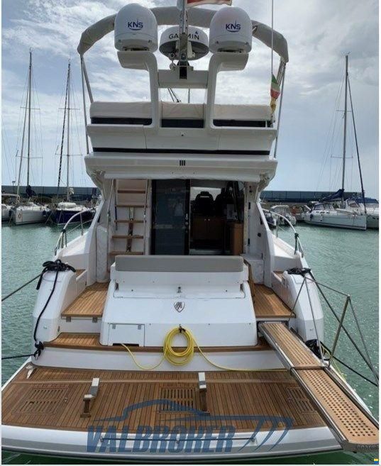 Fairline SQUADRON 48
