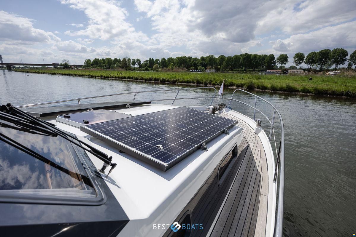 Linssen 37 SE