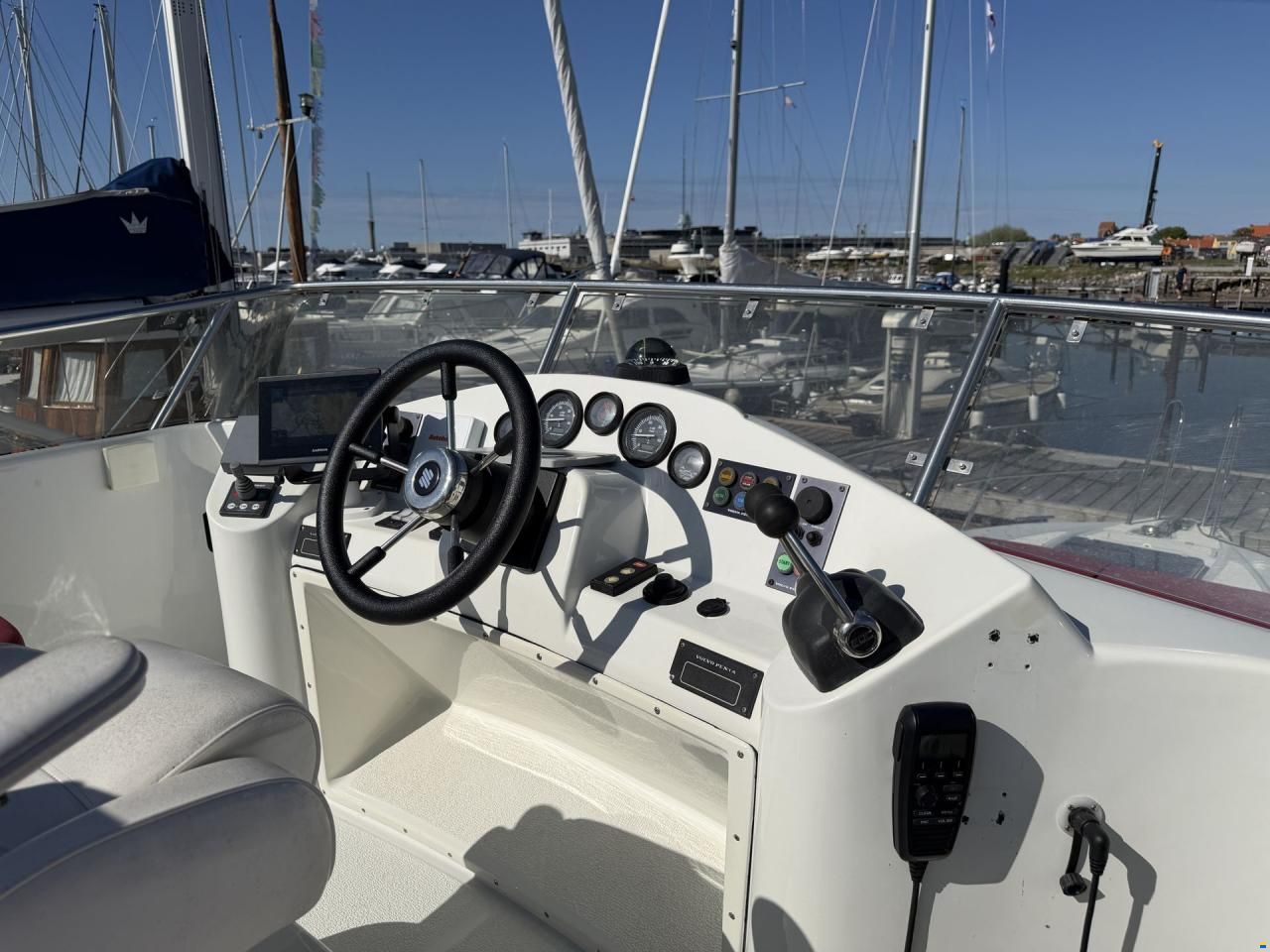 Galeon 380