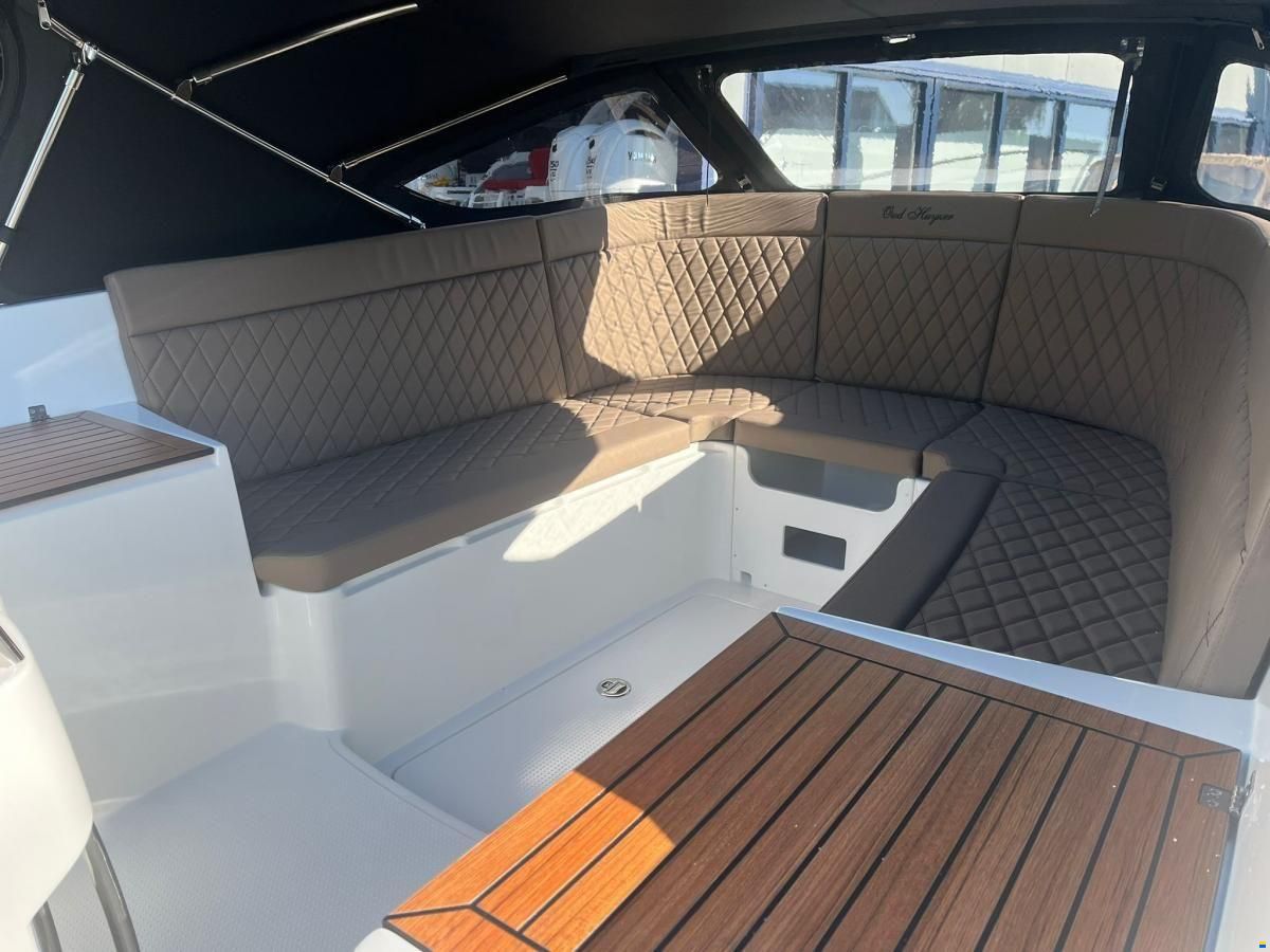 Oud Huijzer 650 Tender