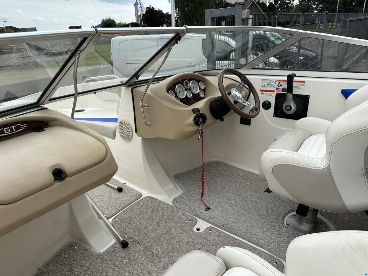 Glastron GT 205 Bowrider