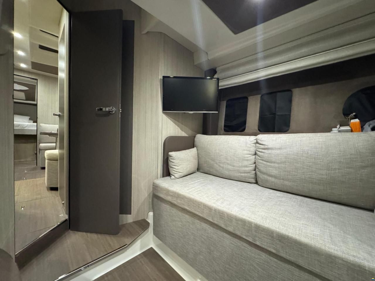 Cranchi 44 HT