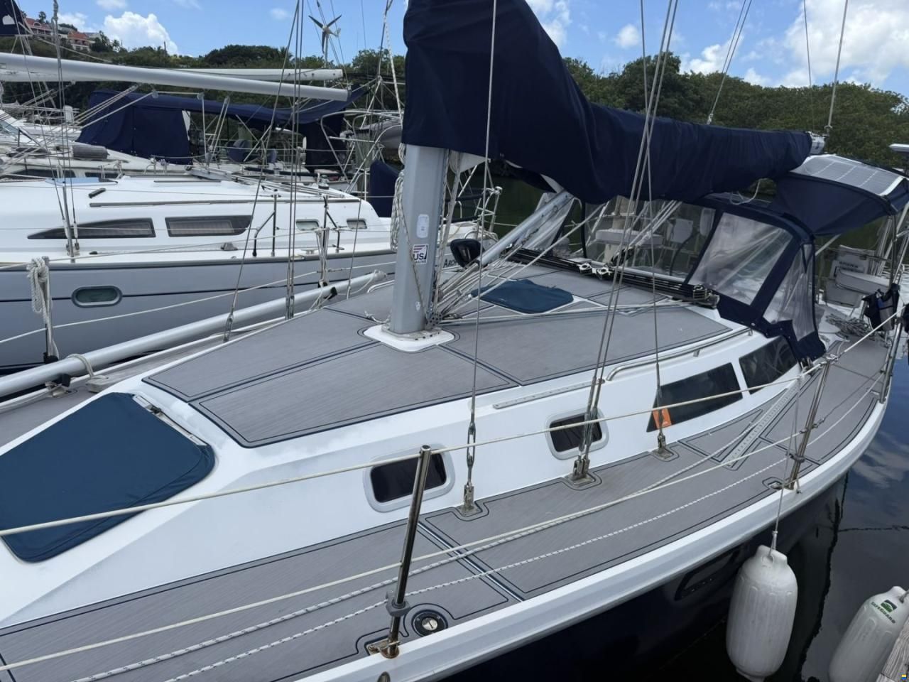Catalina 320