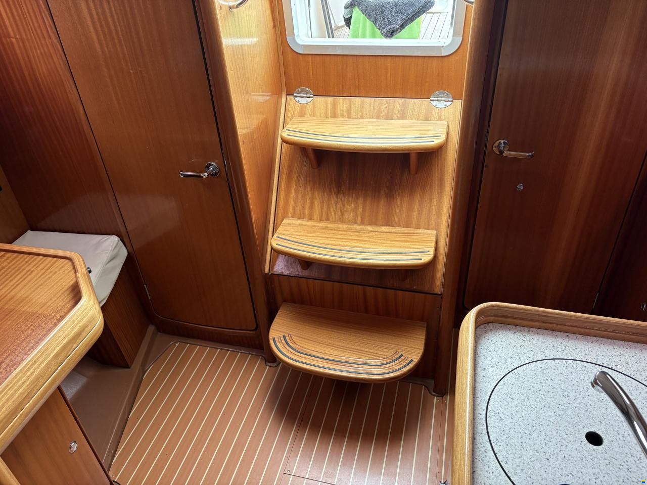 Bavaria Cruiser 32