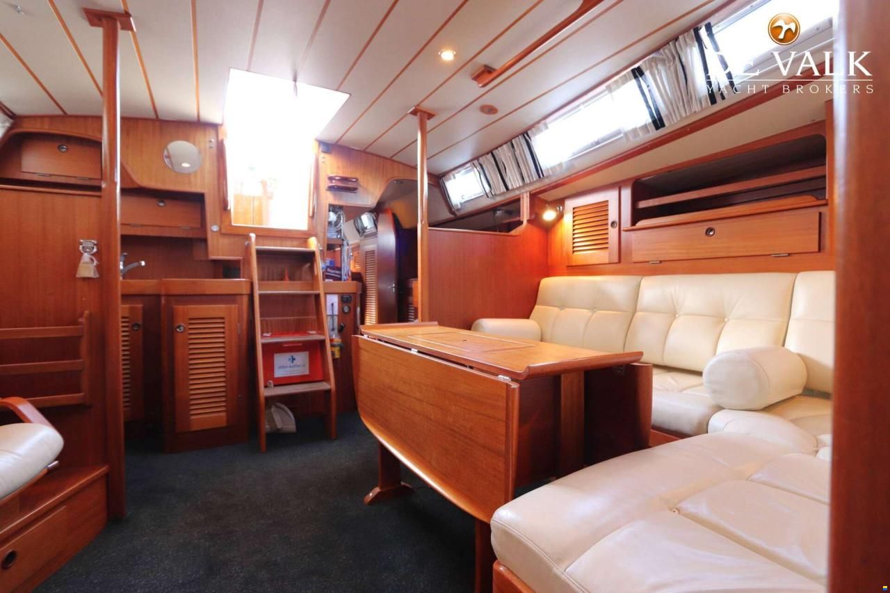 Hallberg-Rassy 45