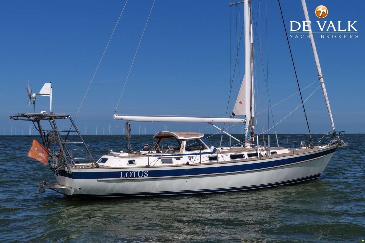 Hallberg-Rassy 45