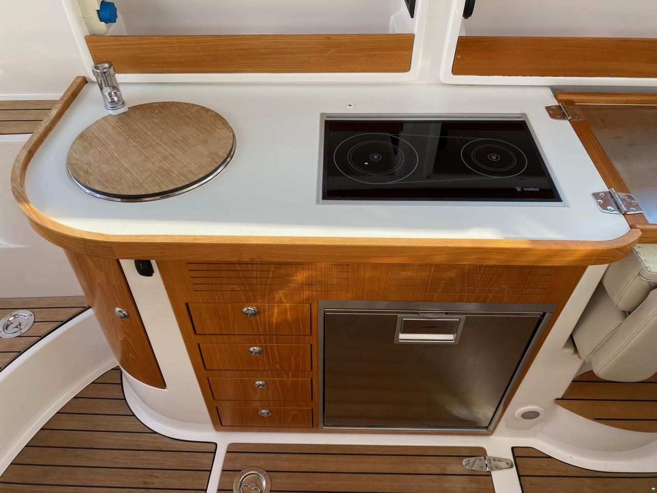 Aquador 28 HT