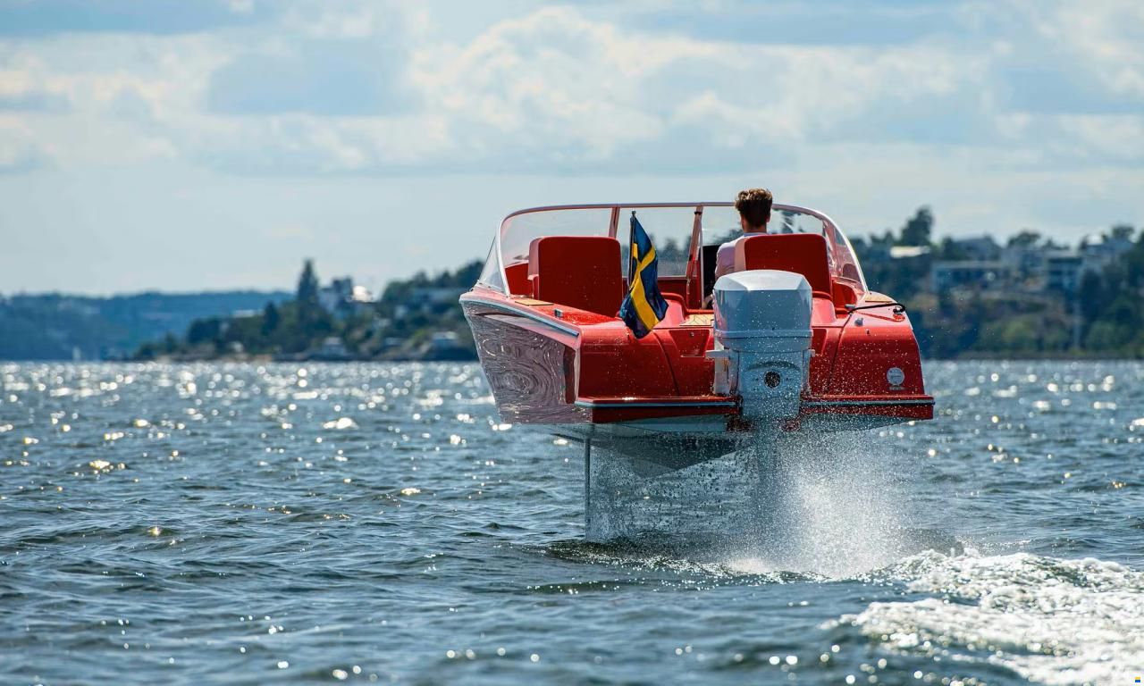 Candela C-7