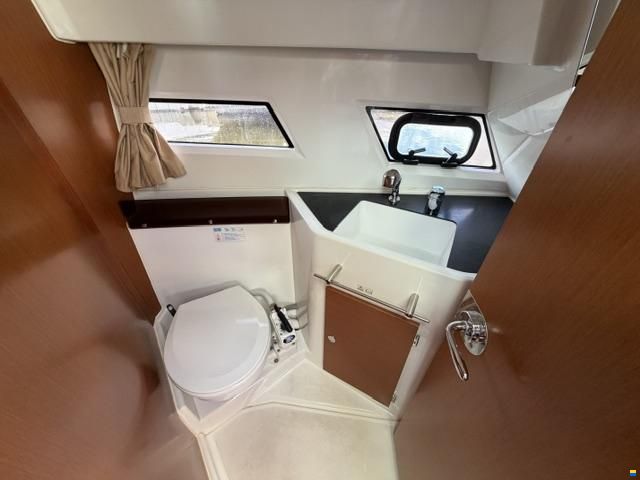 Jeanneau Merry Fisher 855