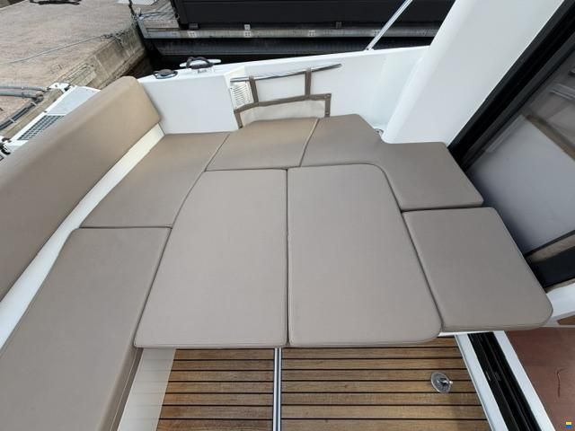 Jeanneau Merry Fisher 855