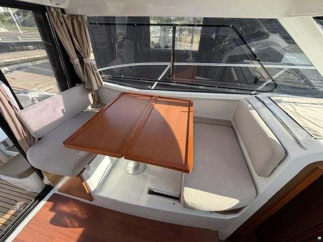 Jeanneau Merry Fisher 855
