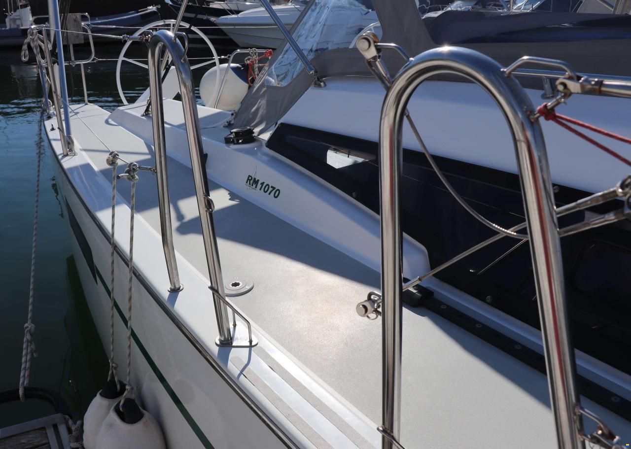 RM Yachts 1070