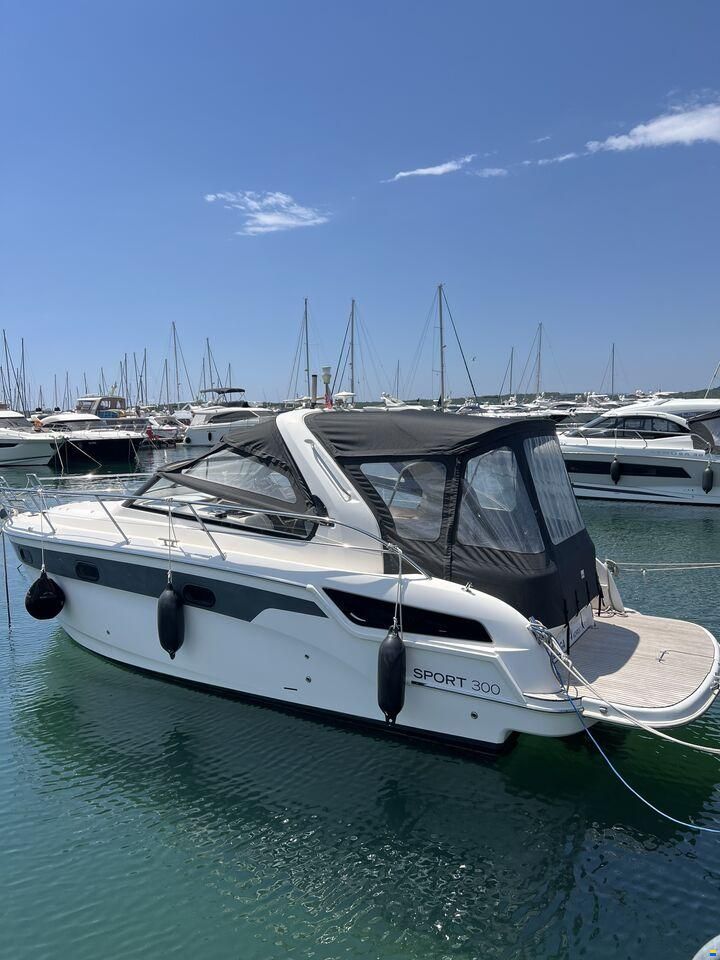 Bavaria 300 Sport
