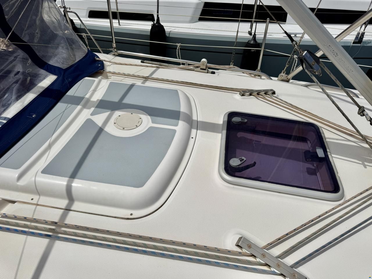 Hunter 356