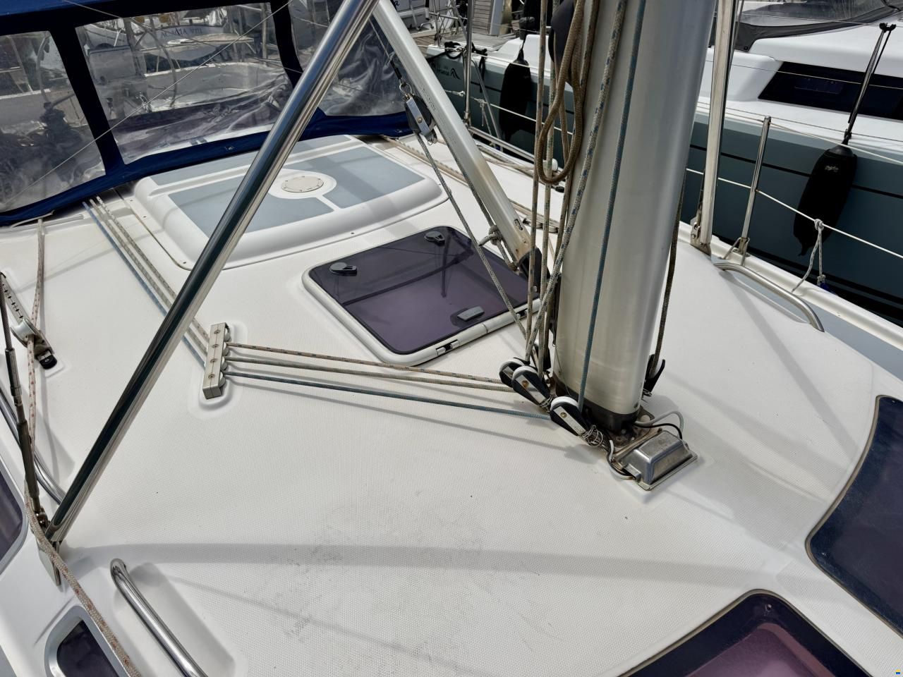 Hunter 356
