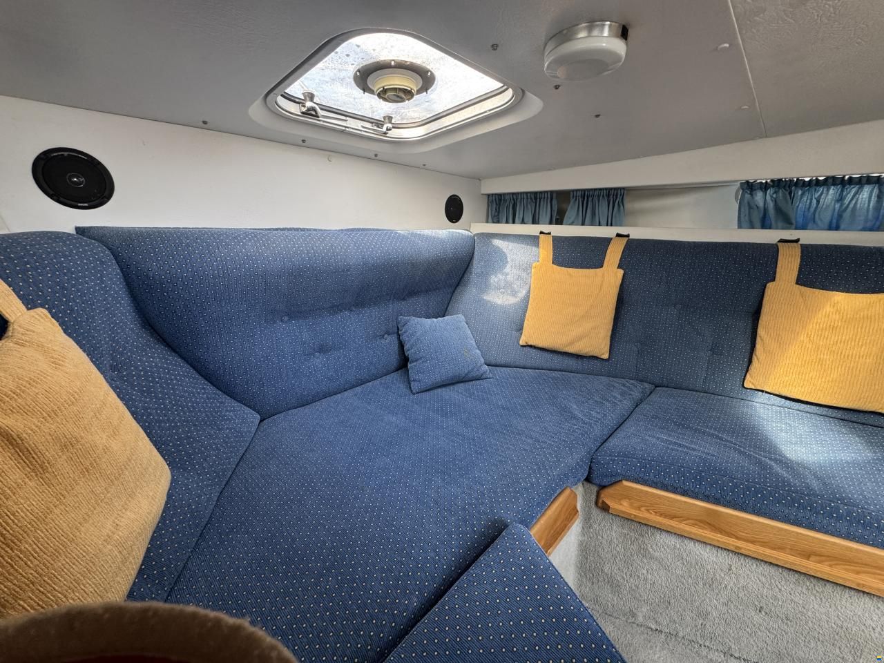 Fairline Carrera 24