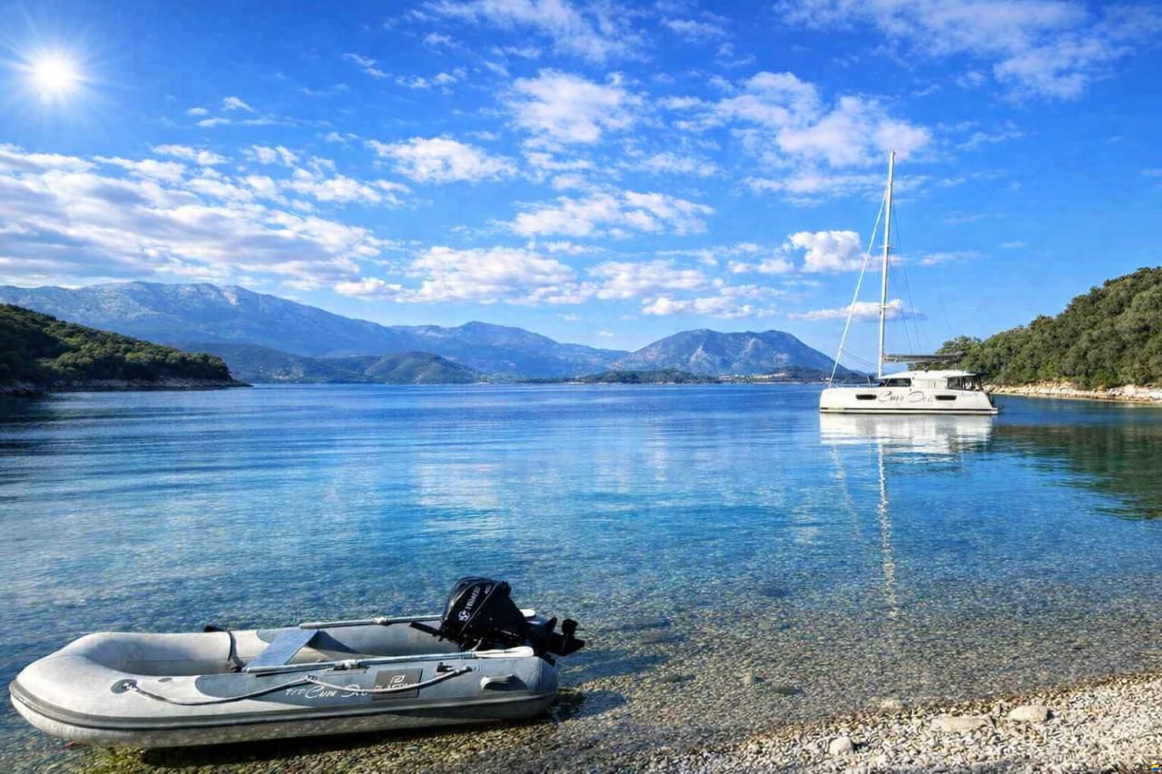 Fountaine Pajot Astrea 42