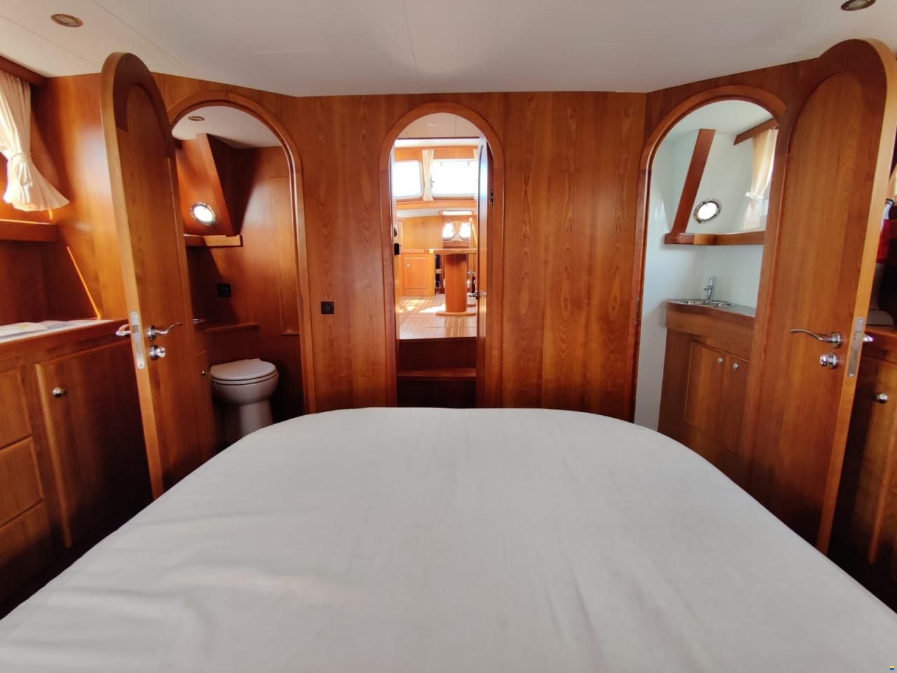 Amirante 1250 AK