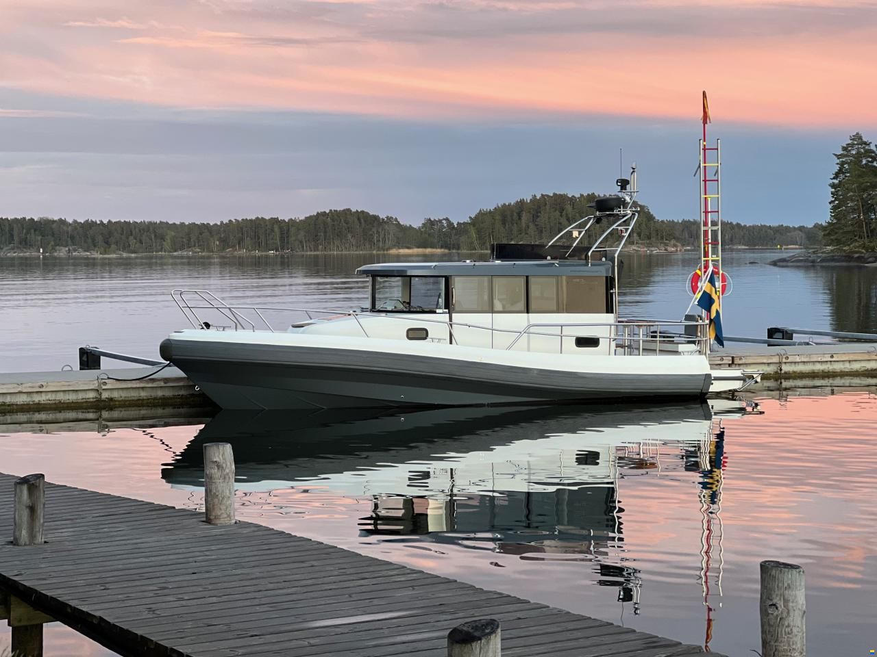 Paragon Yachts 31 Flybridge