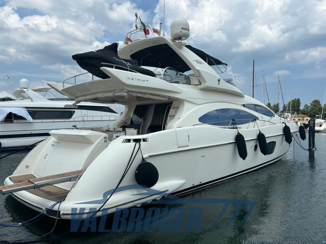 Azimut 68