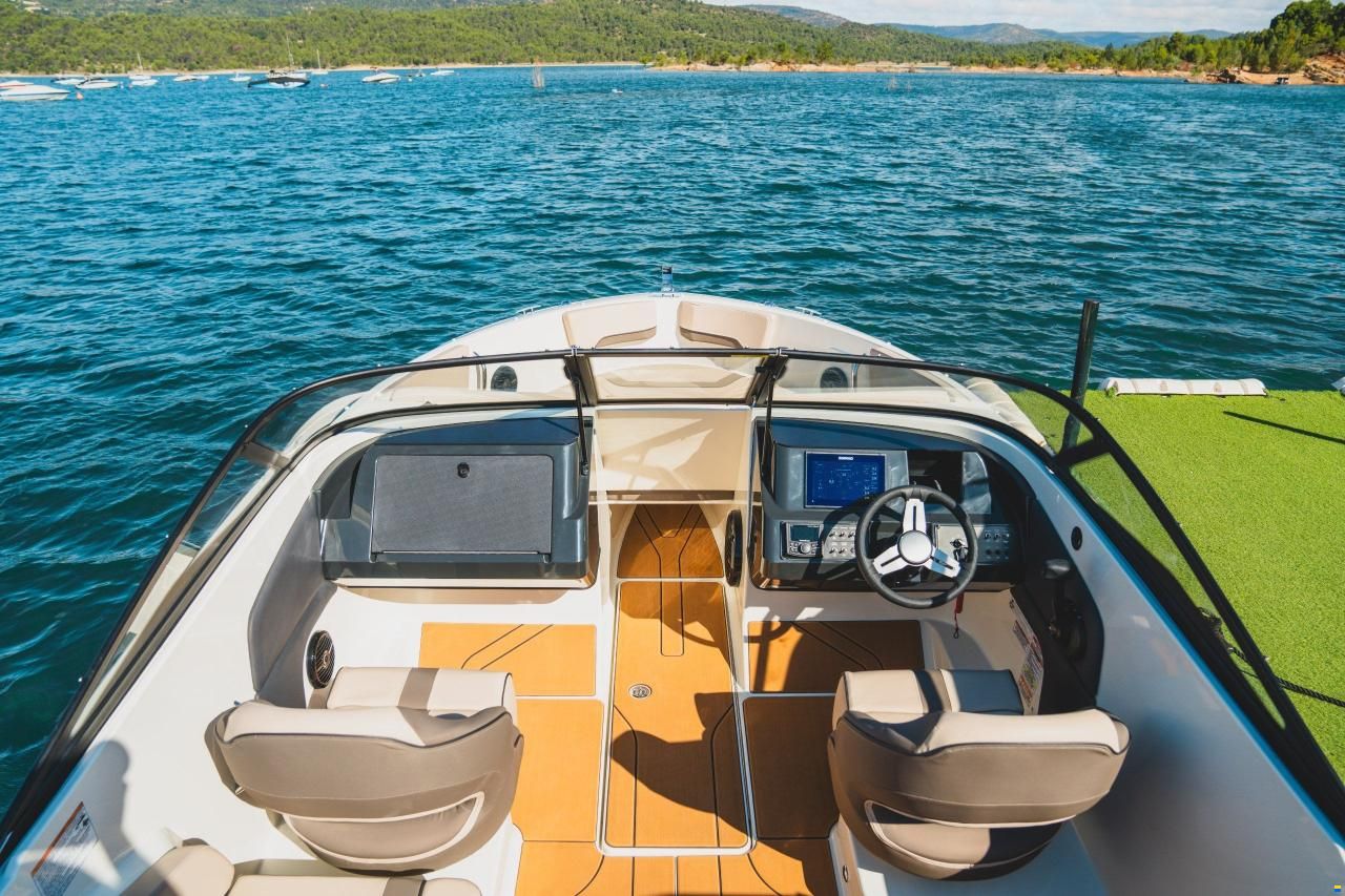 Bayliner V20