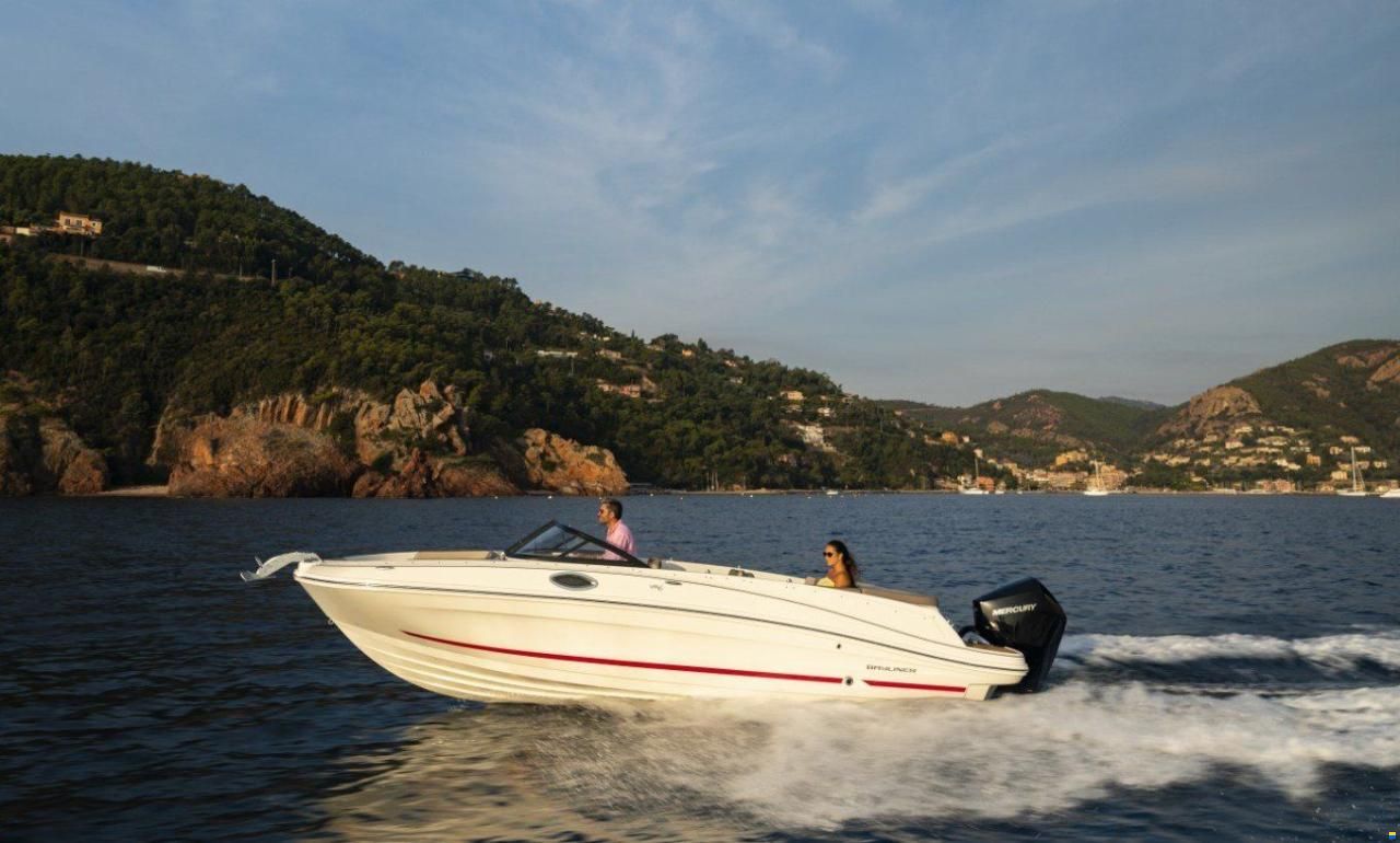 Bayliner VR6 BOWRIDER OB