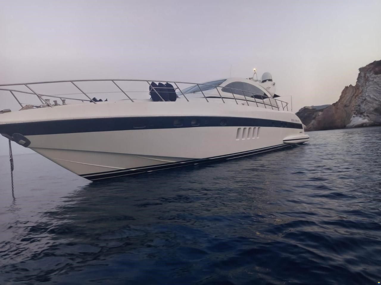 Overmarine Mangusta 72 HT