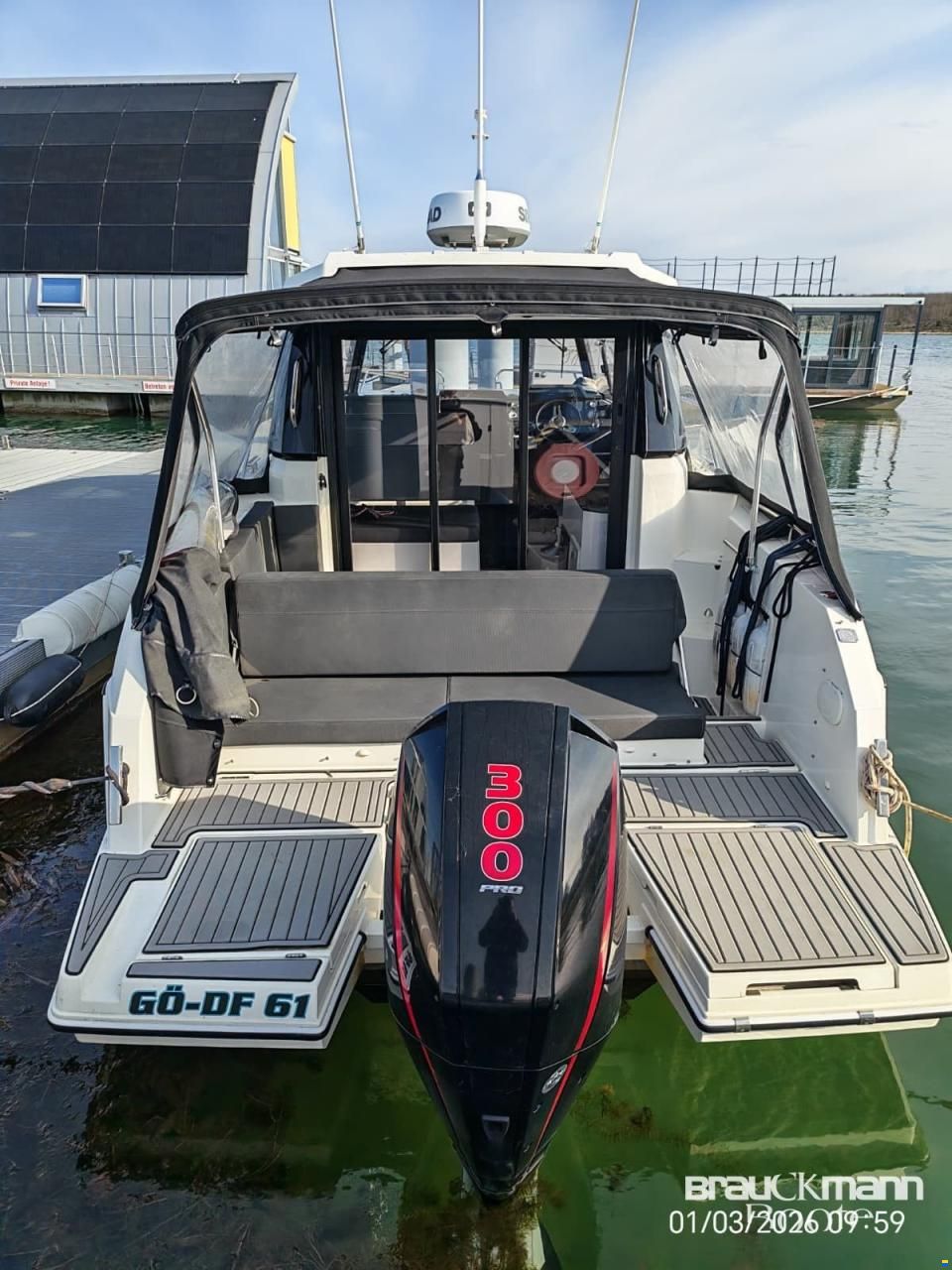 Parker Marine 790 Explorer