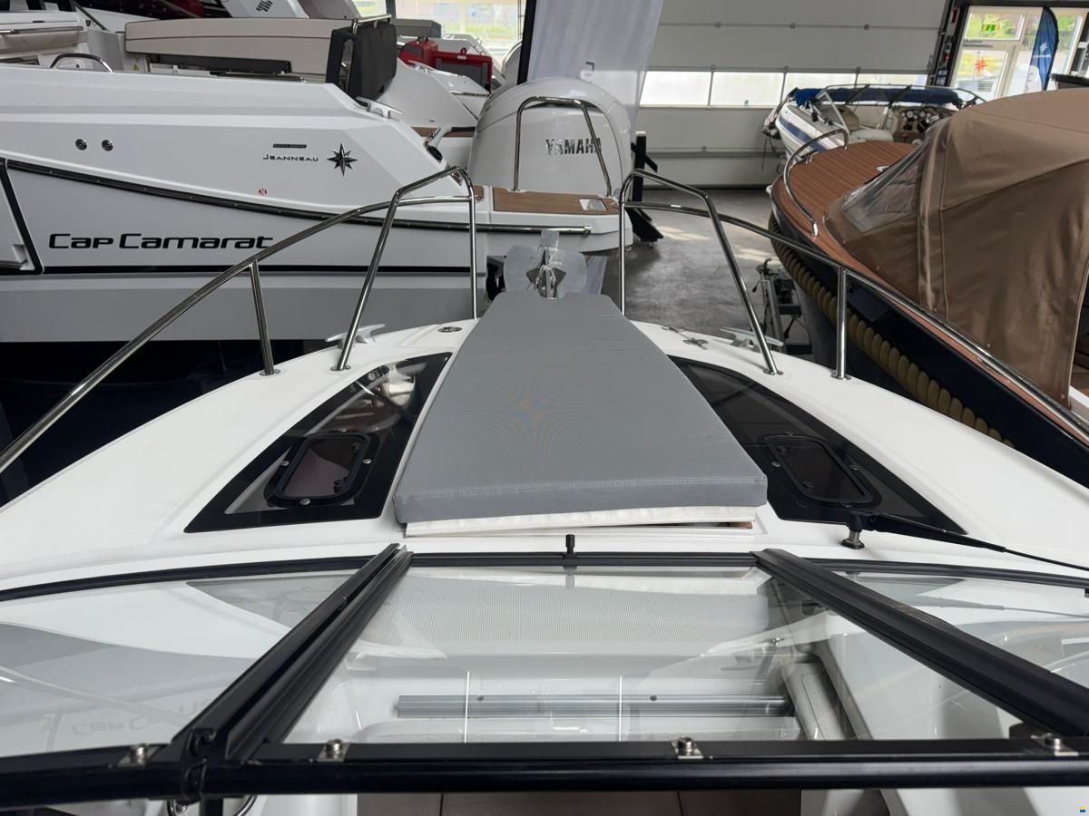 Jeanneau Cap Camarat 6.5 DC Serie 2 met nieuwe mo