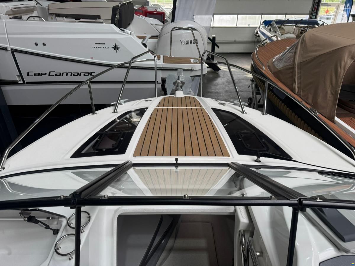 Jeanneau Cap Camarat 6.5 DC Serie 2 met nieuwe mo