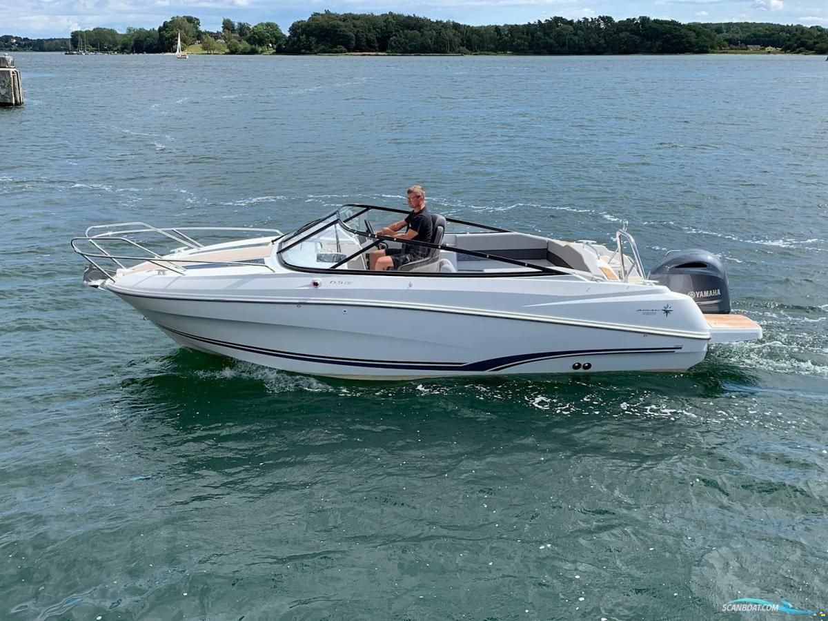Jeanneau Cap Camarat 6.5 DC Serie 2 met nieuwe mo