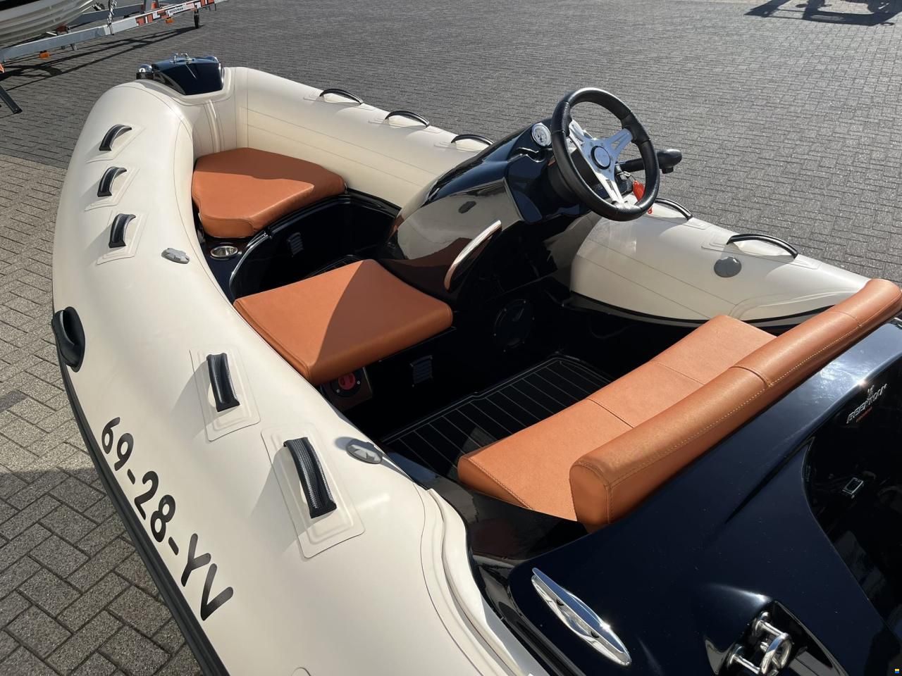 Brig Inflatable Boats Eagle 380