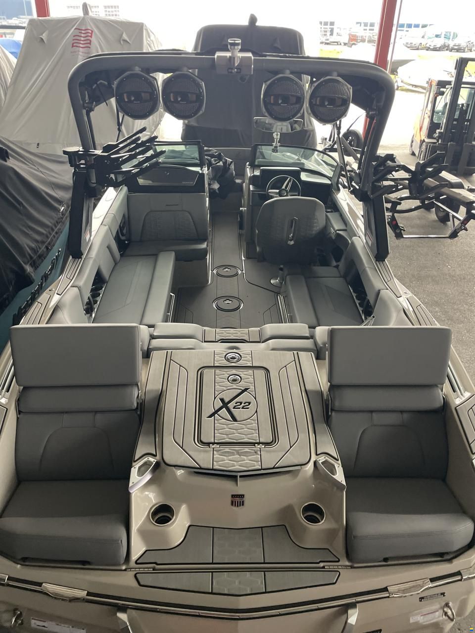 MasterCraft X22 | 2025 | limited edition color