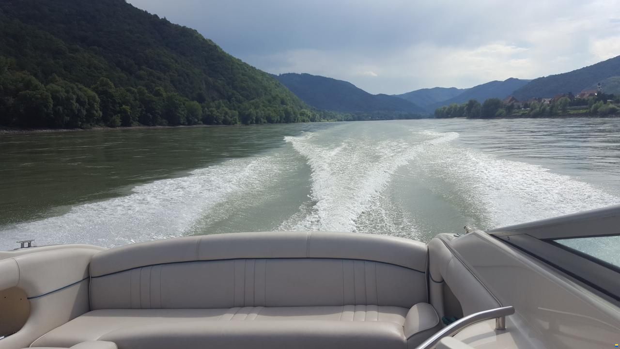 Crownline 266CCR