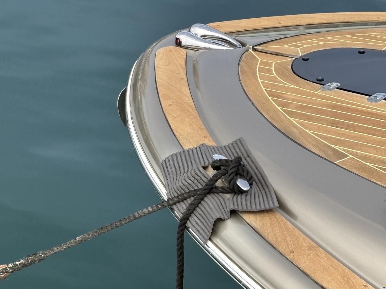 Chris Craft 32 Corsair